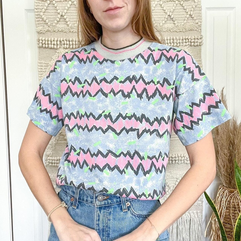 Vintage‎ 90s Patterned Zig Zag Mockneck T-Shirt